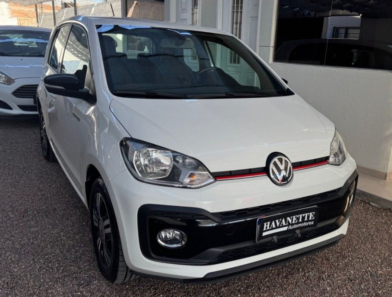 Volkswagen UP Usado Financiado en Mendoza, deRuedas