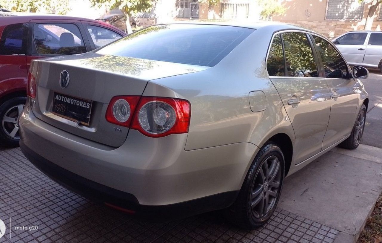 Volkswagen Vento Usado en Mendoza, deRuedas