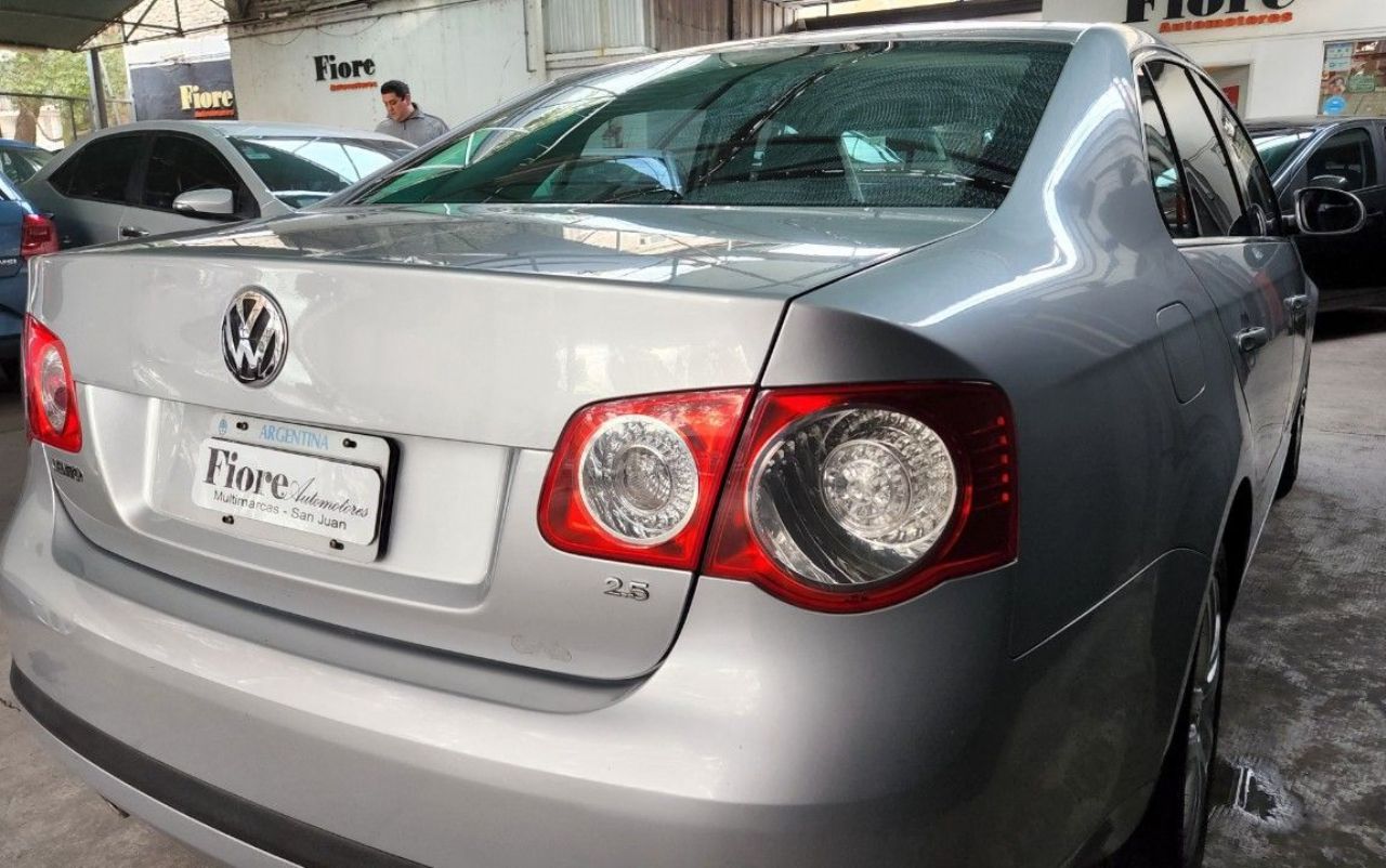 Volkswagen Vento Usado en San Juan, deRuedas