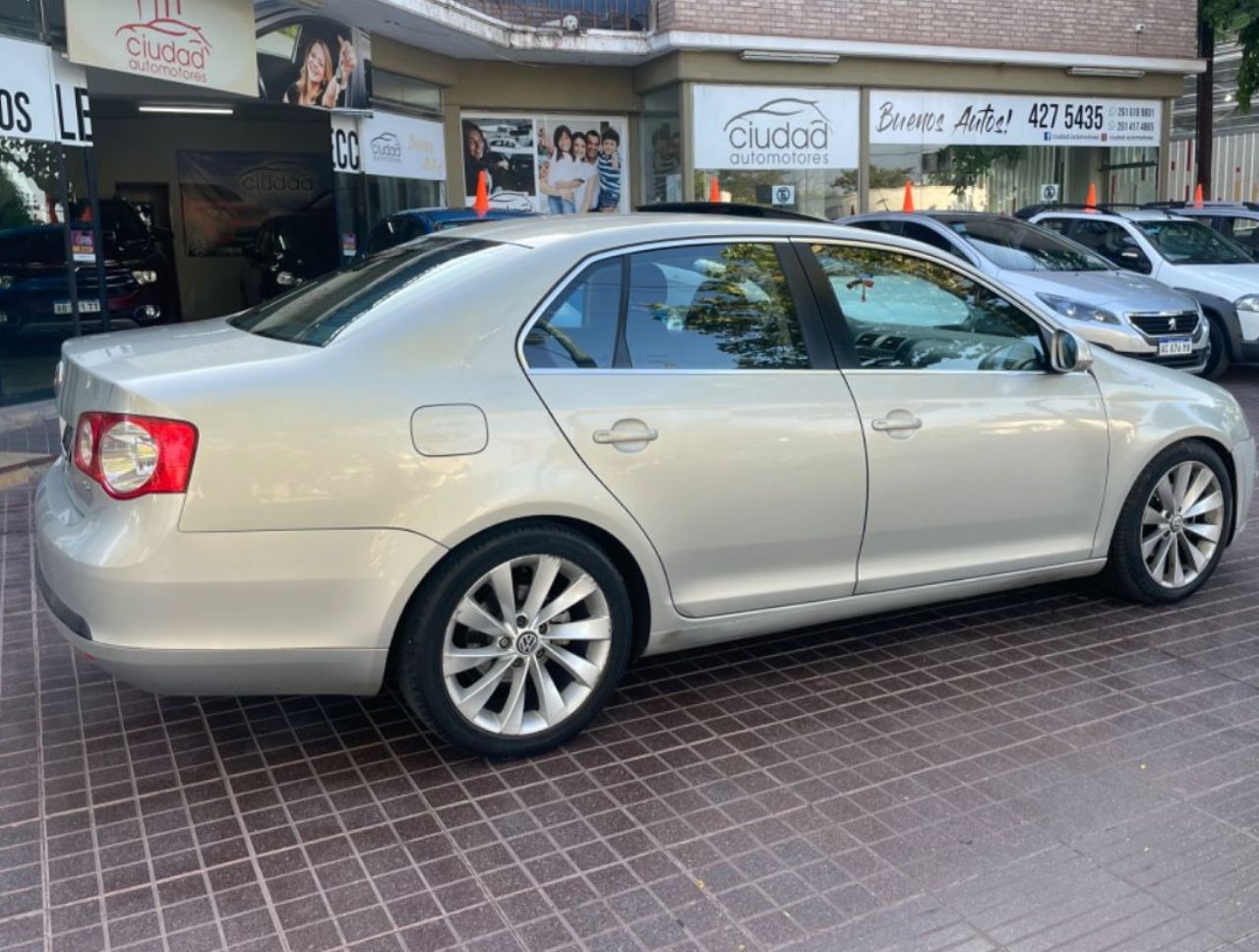 Volkswagen Vento Usado Financiado en Mendoza, deRuedas