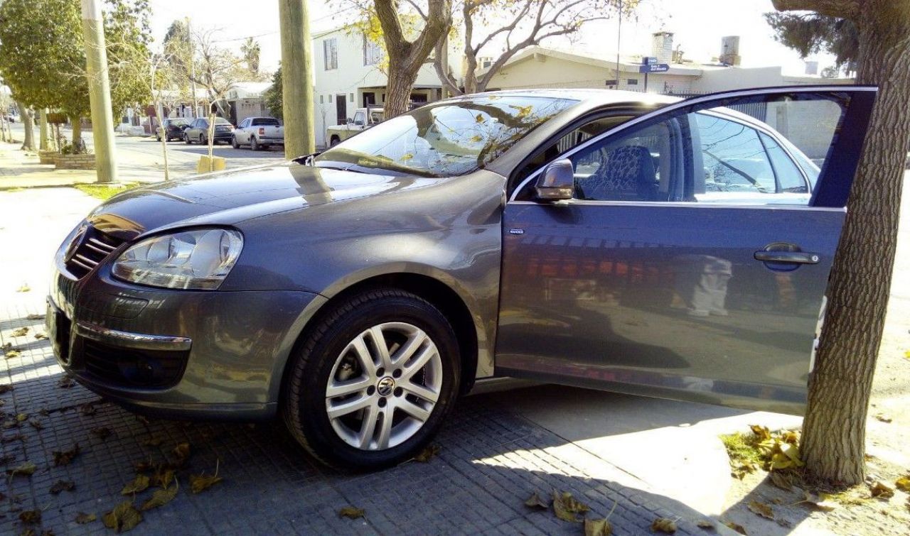 Volkswagen Vento Usado en San Juan, deRuedas