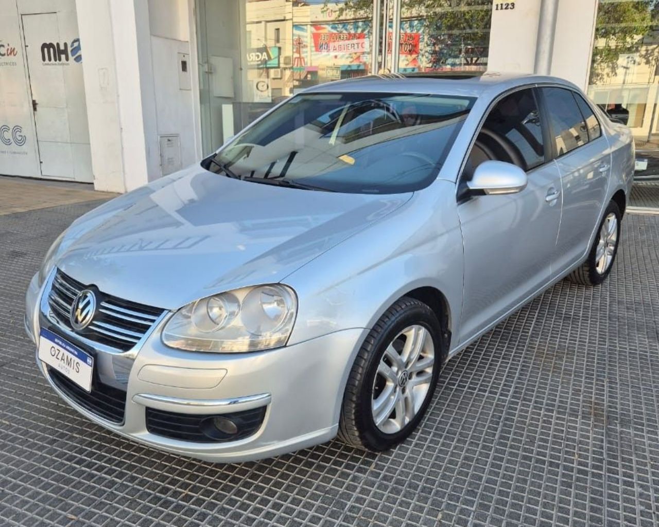 Volkswagen Vento Usado Financiado en Mendoza, deRuedas