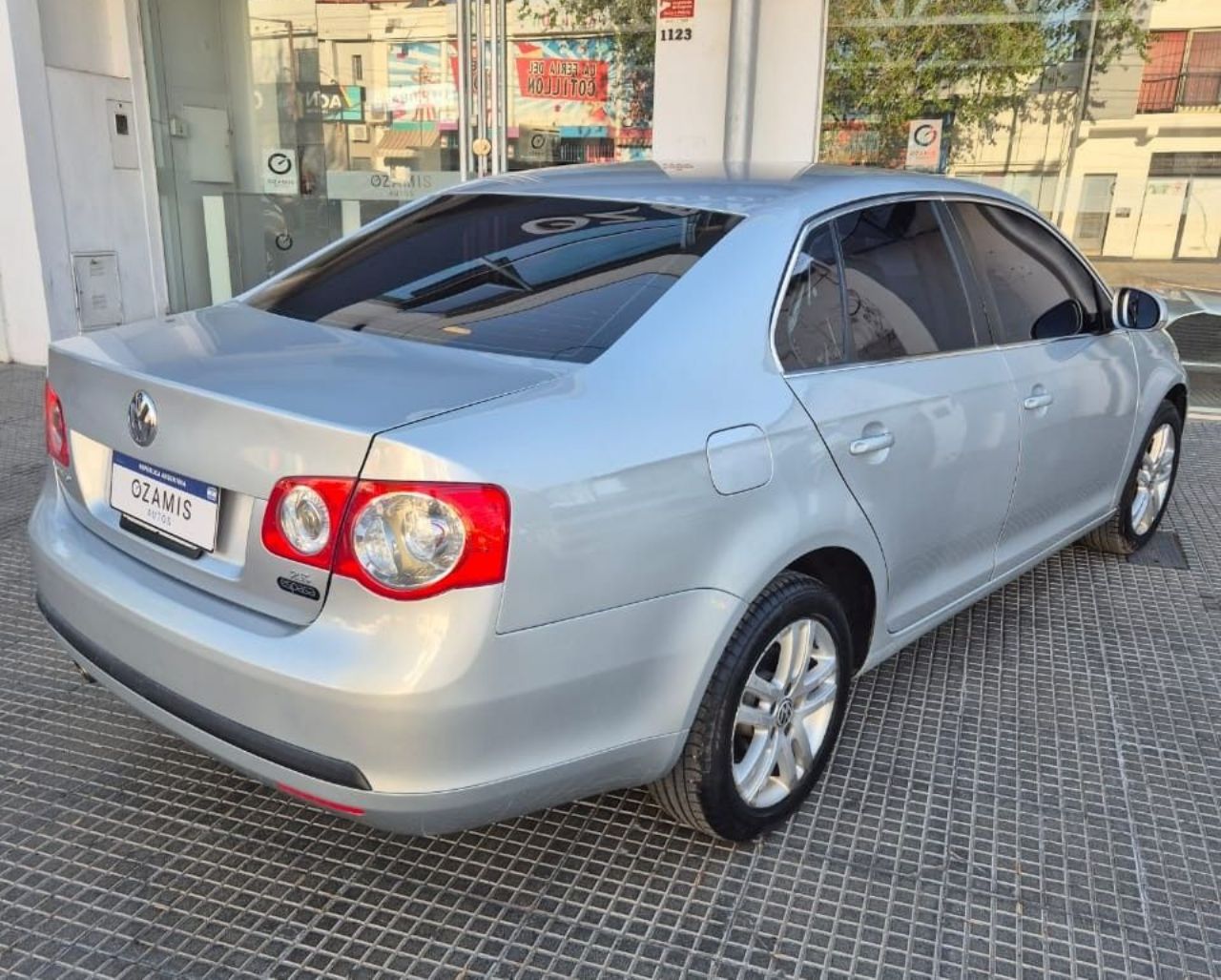 Volkswagen Vento Usado Financiado en Mendoza, deRuedas