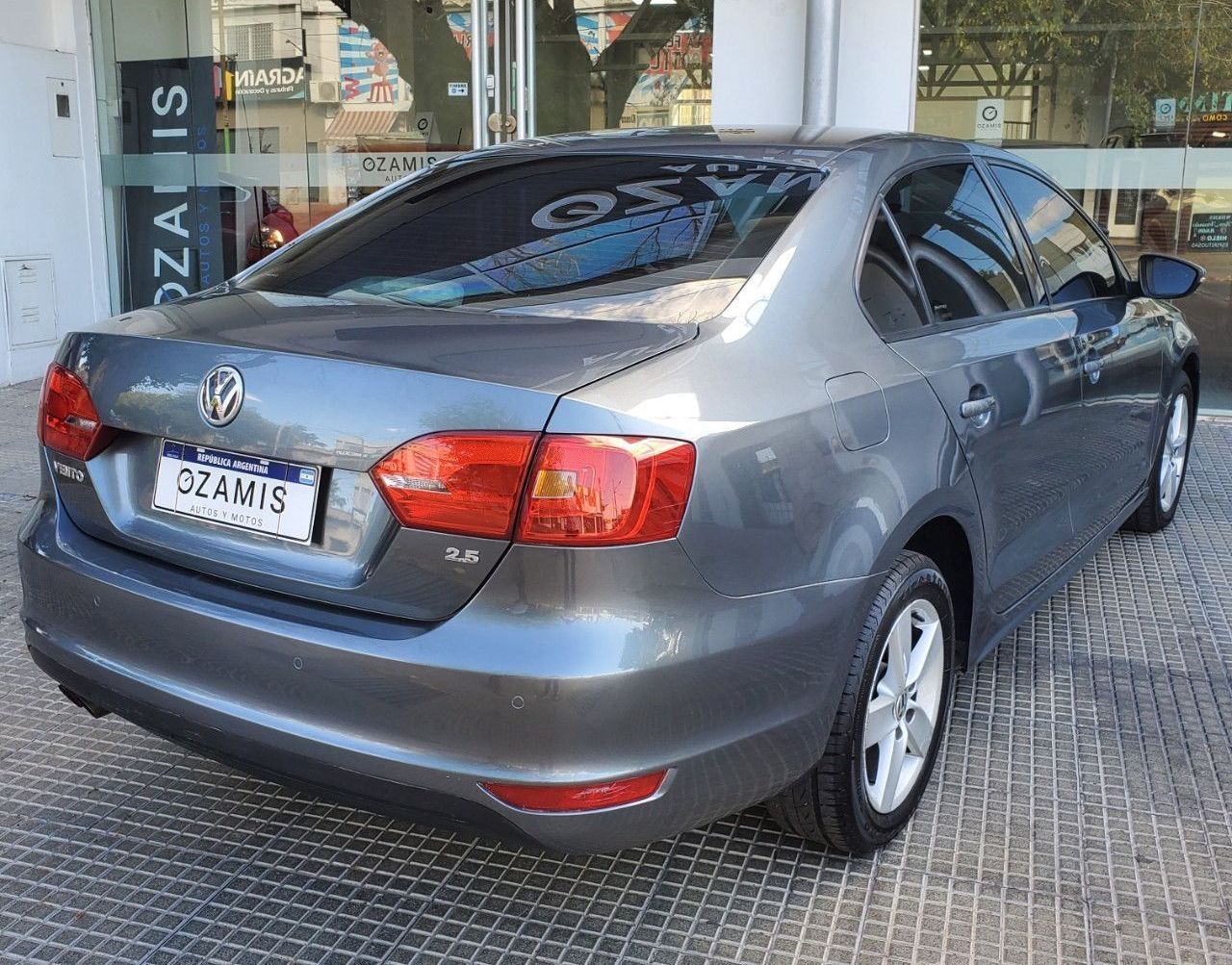 Volkswagen Vento Usado Financiado en Mendoza, deRuedas