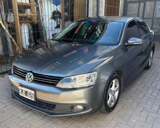 Volkswagen Vento Usado en Córdoba Financiado