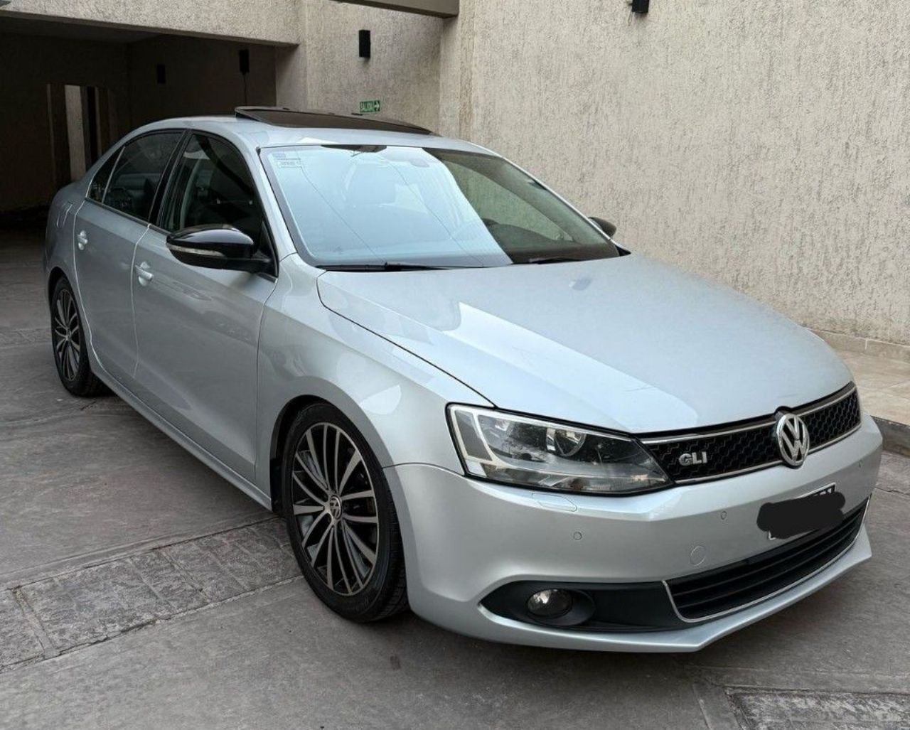 Volkswagen Vento Usado Financiado en Mendoza, deRuedas