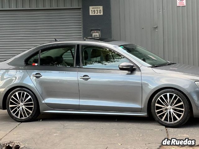 Volkswagen Vento Usado en Córdoba, deRuedas