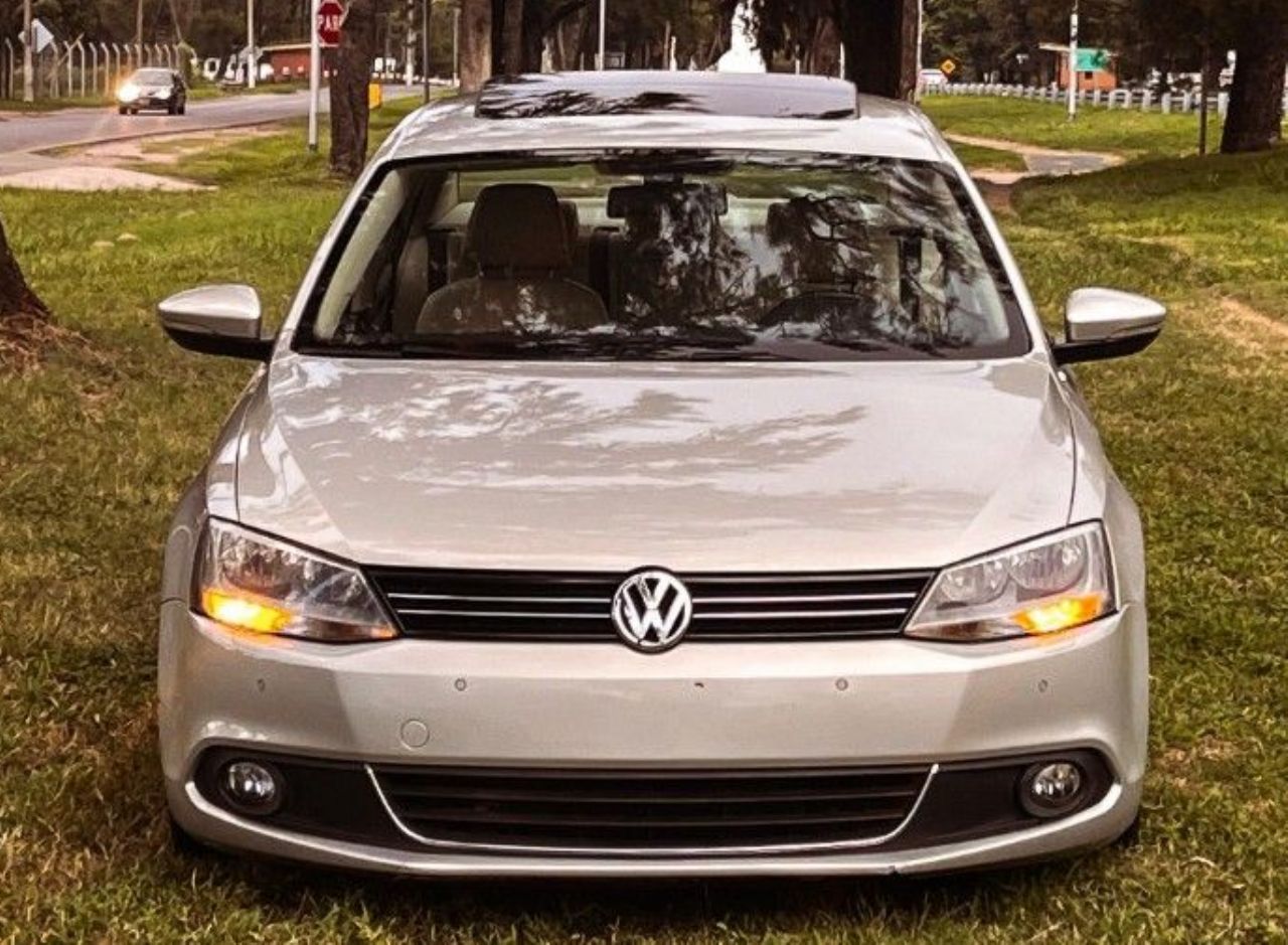 Volkswagen Vento Usado en Córdoba, deRuedas