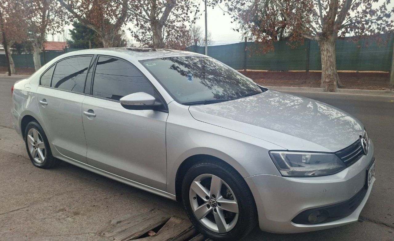 Volkswagen Vento Usado Financiado en Mendoza, deRuedas