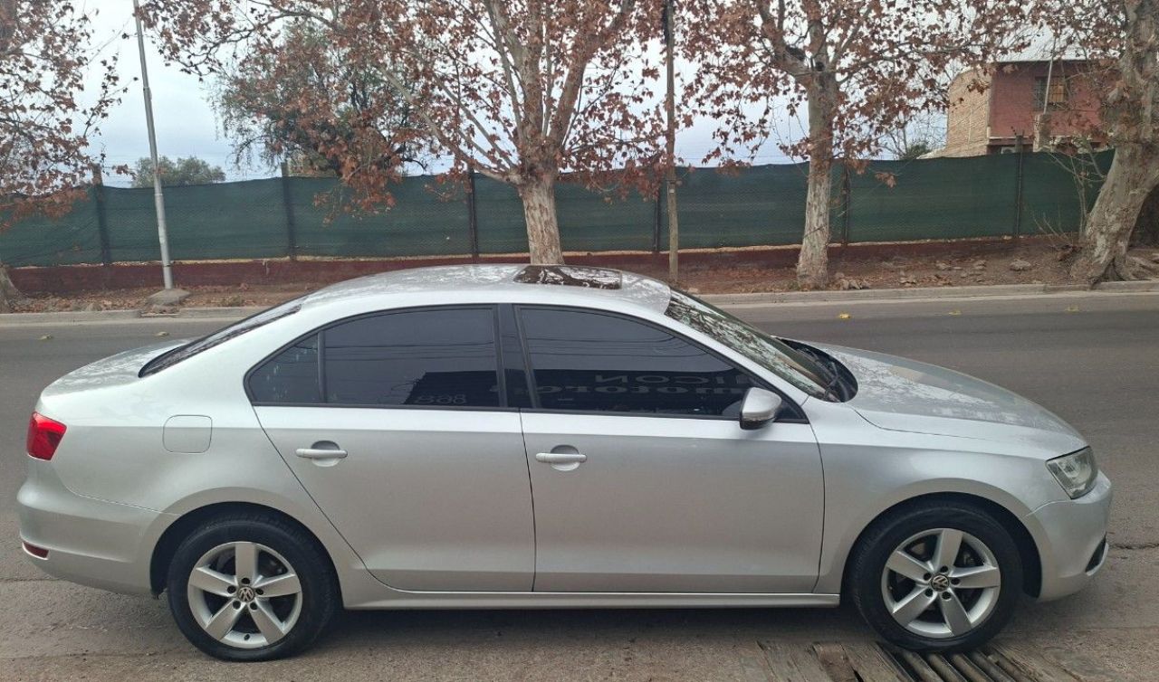 Volkswagen Vento Usado Financiado en Mendoza, deRuedas