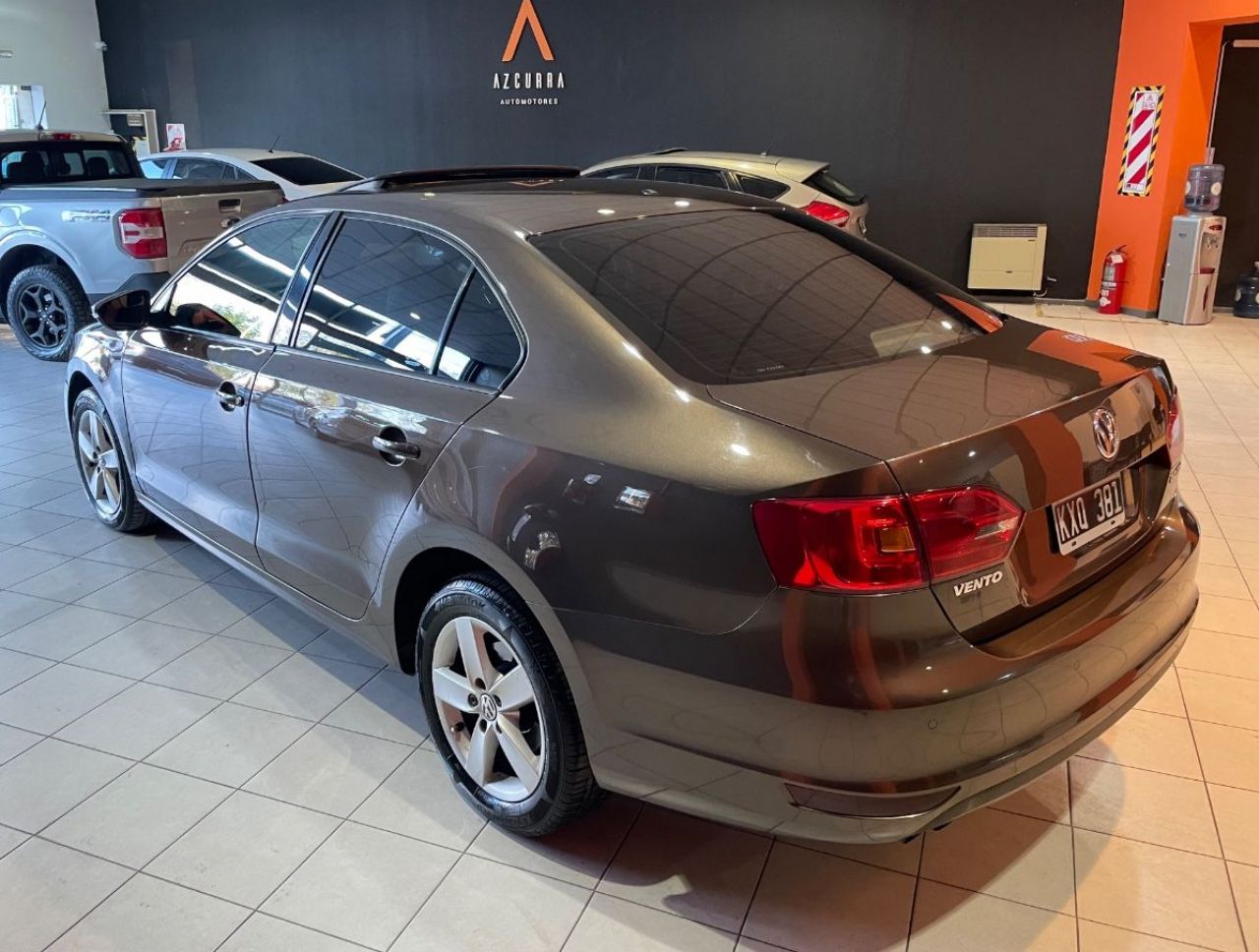 Volkswagen Vento Usado Financiado en Mendoza, deRuedas