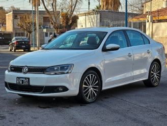 Volkswagen Vento Usado en Mendoza Financiado