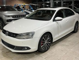 Volkswagen Vento Usado en San Juan Financiado