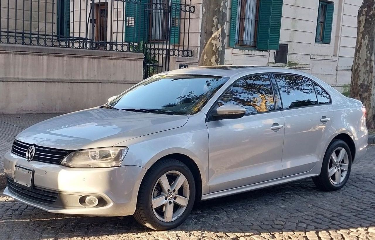 Volkswagen Vento Usado en Buenos Aires, deRuedas