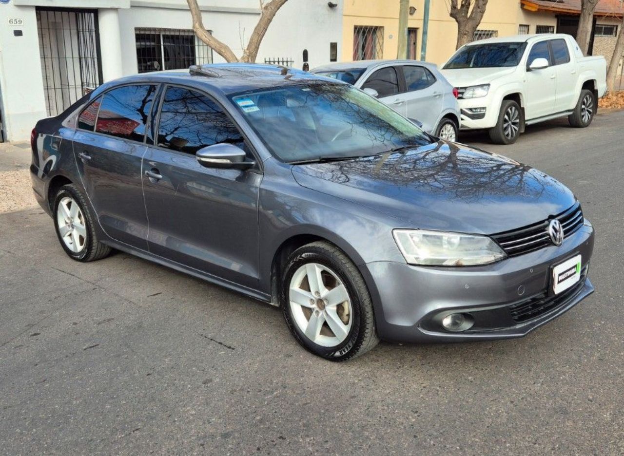 Volkswagen Vento Usado Financiado en Mendoza, deRuedas