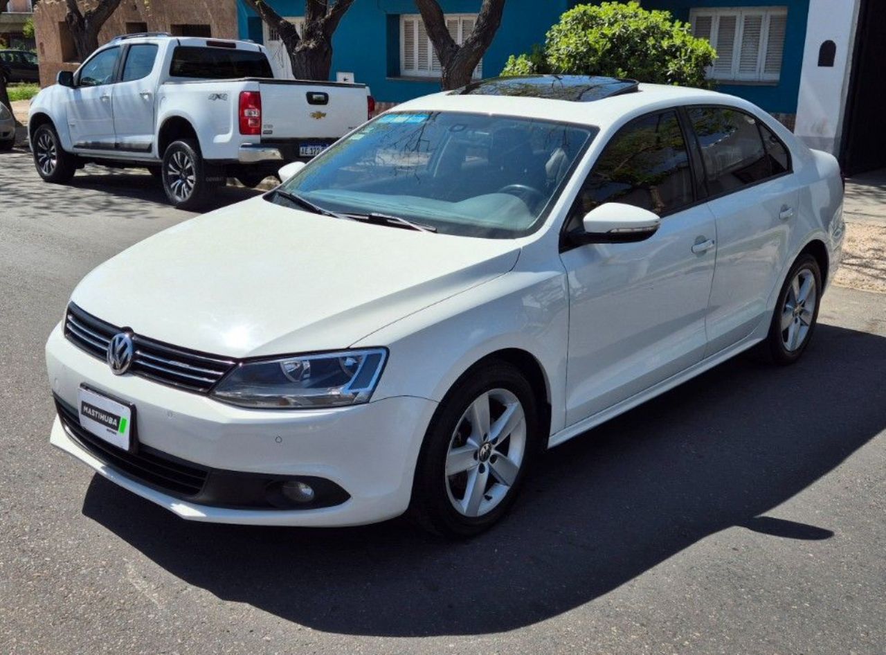 Volkswagen Vento Usado Financiado en Mendoza, deRuedas
