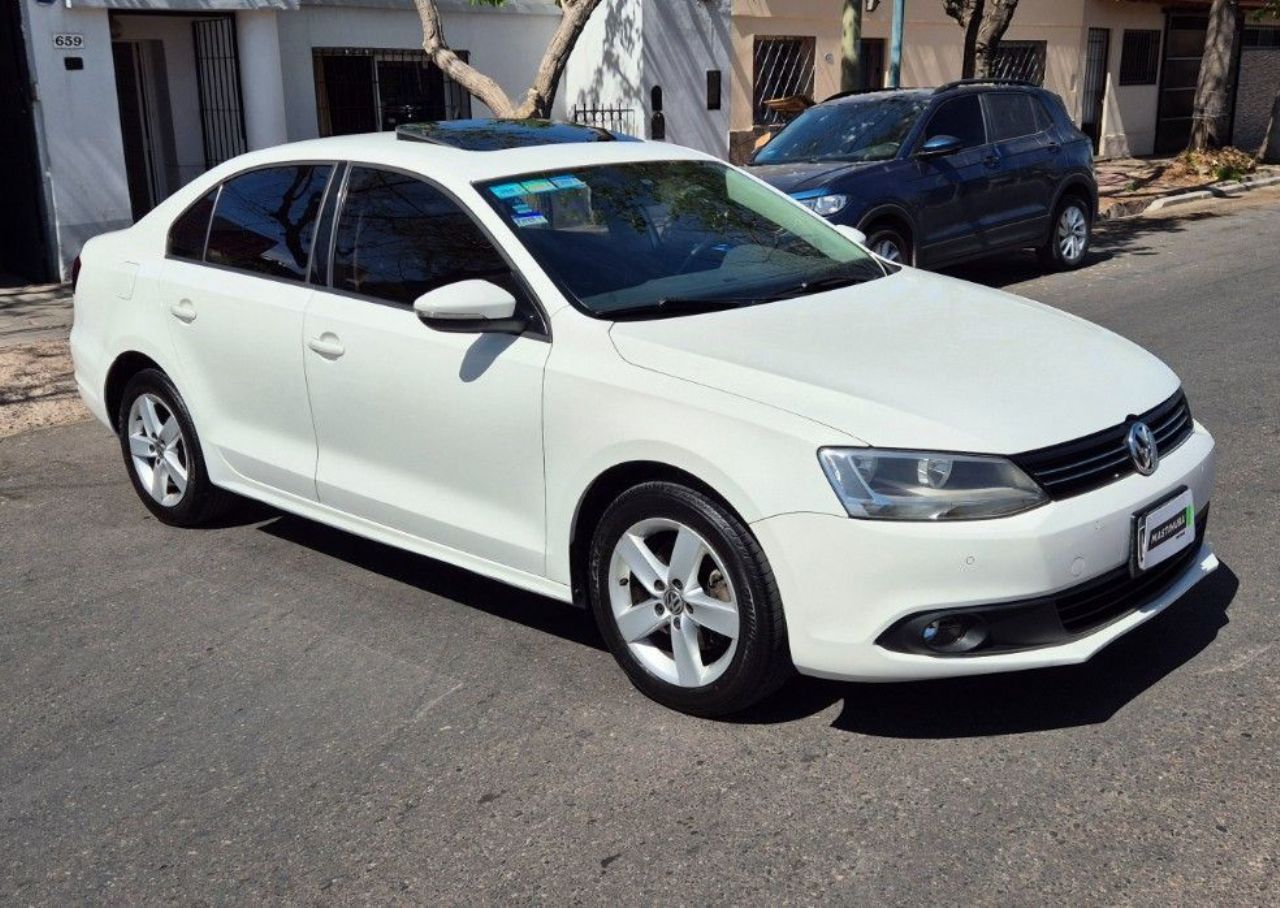 Volkswagen Vento Usado Financiado en Mendoza, deRuedas