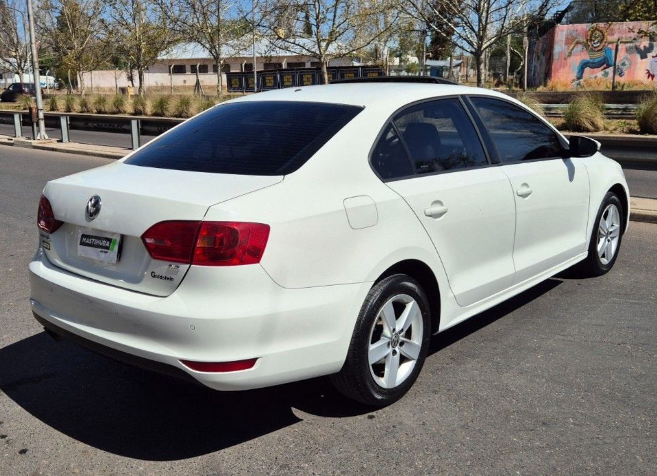 Volkswagen Vento Usado Financiado en Mendoza, deRuedas