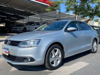 Volkswagen Vento Usado en San Juan Financiado
