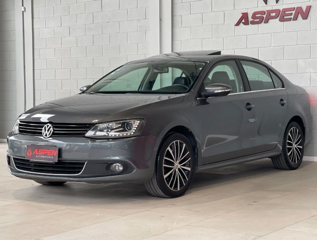 Volkswagen Vento Usado en Córdoba, deRuedas