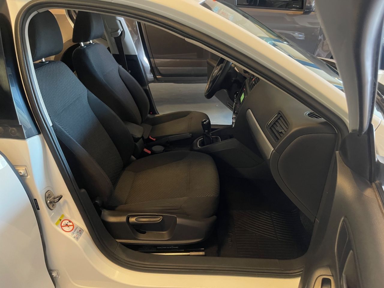 Volkswagen Vento Usado en Mendoza, deRuedas