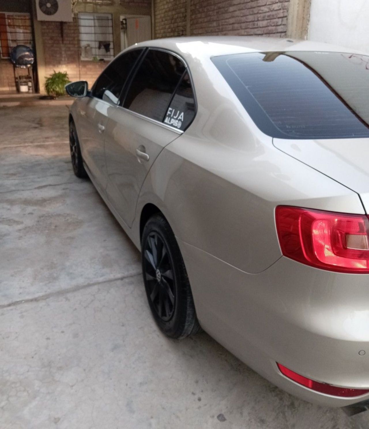Volkswagen Vento Usado en San Juan, deRuedas