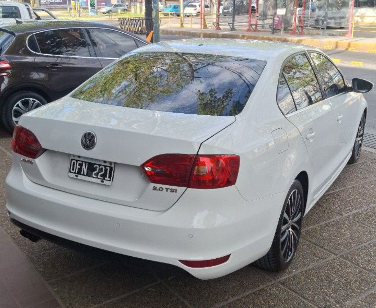 Volkswagen Vento Usado Financiado en Mendoza, deRuedas