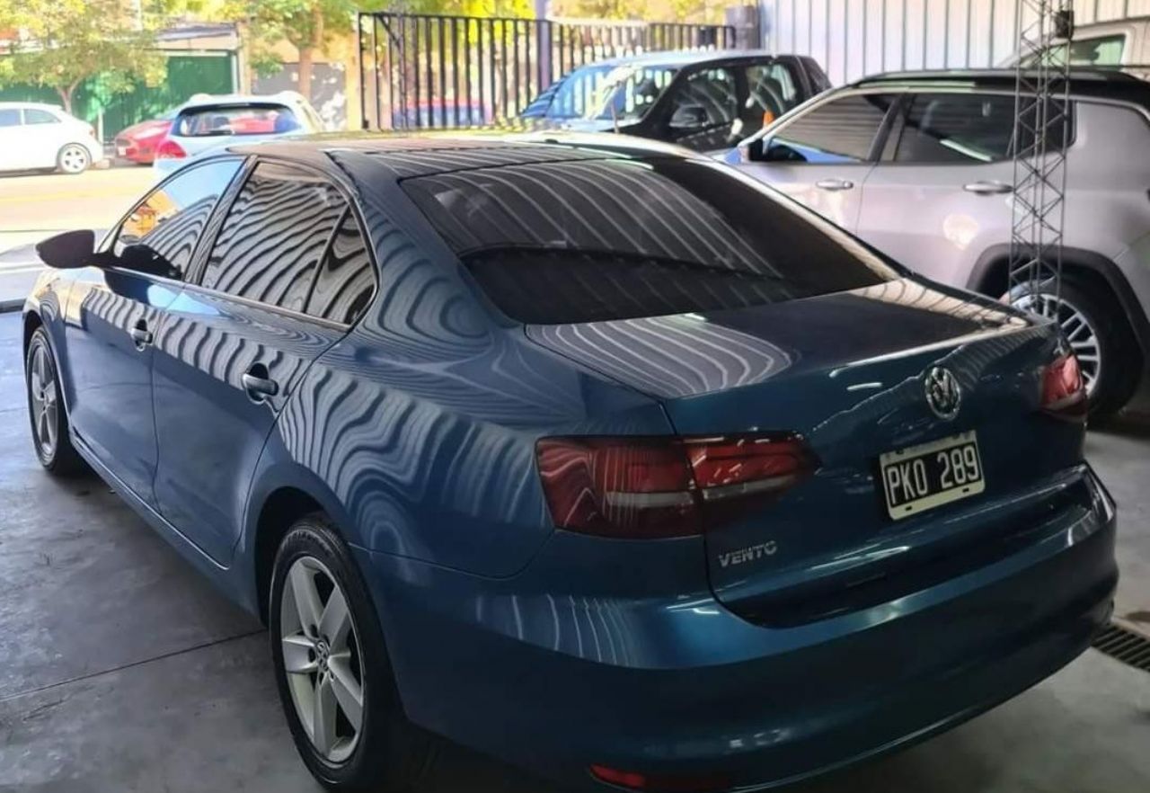 Volkswagen Vento Usado en San Juan, deRuedas