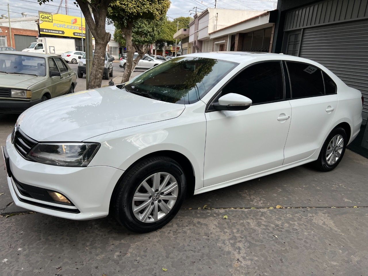 Volkswagen Vento Usado en Córdoba, deRuedas