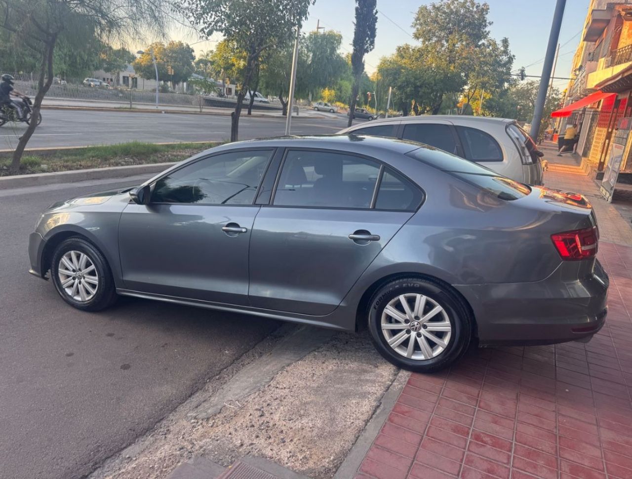 Volkswagen Vento Usado en Mendoza, deRuedas