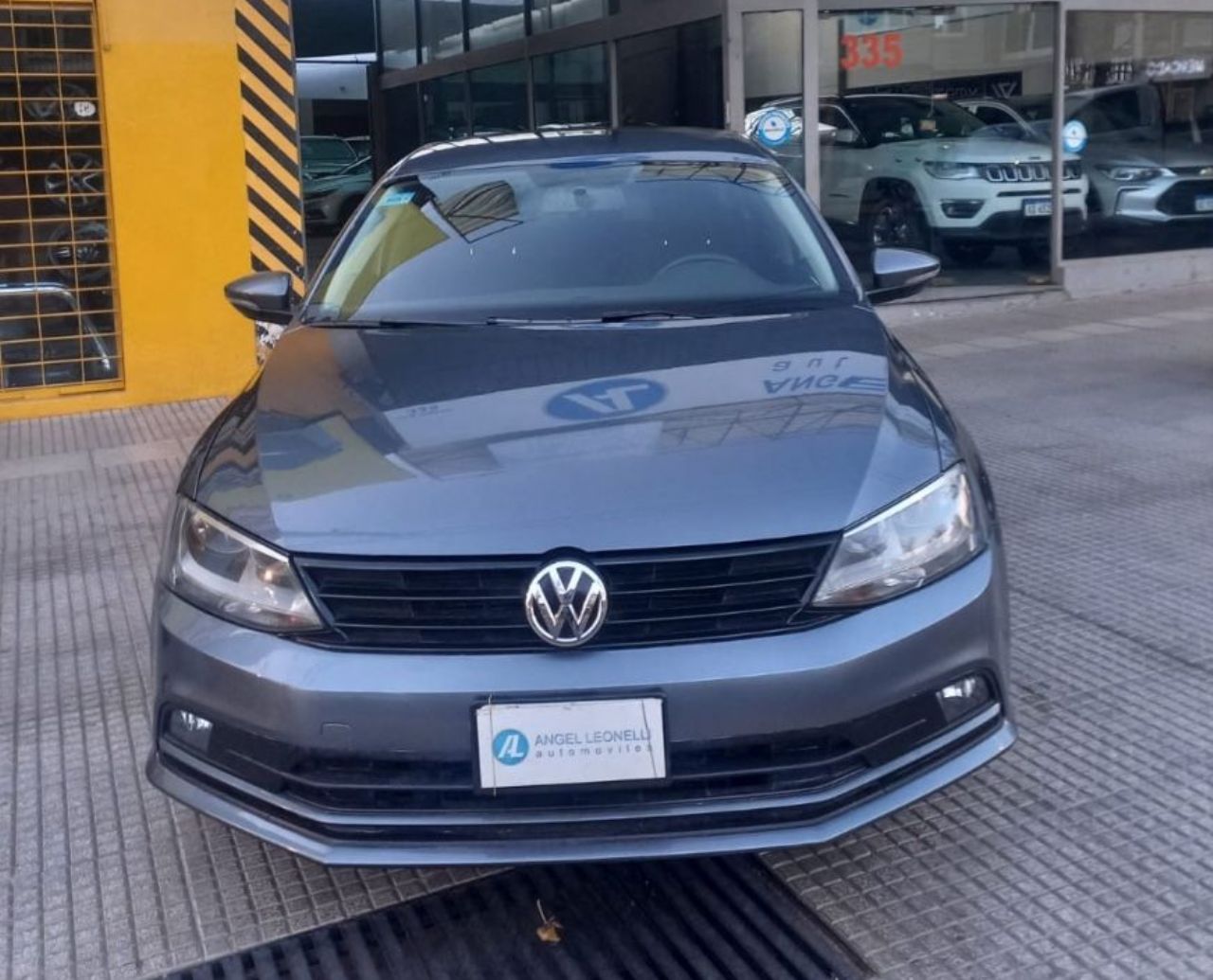 Volkswagen Vento Usado Financiado en Mendoza, deRuedas