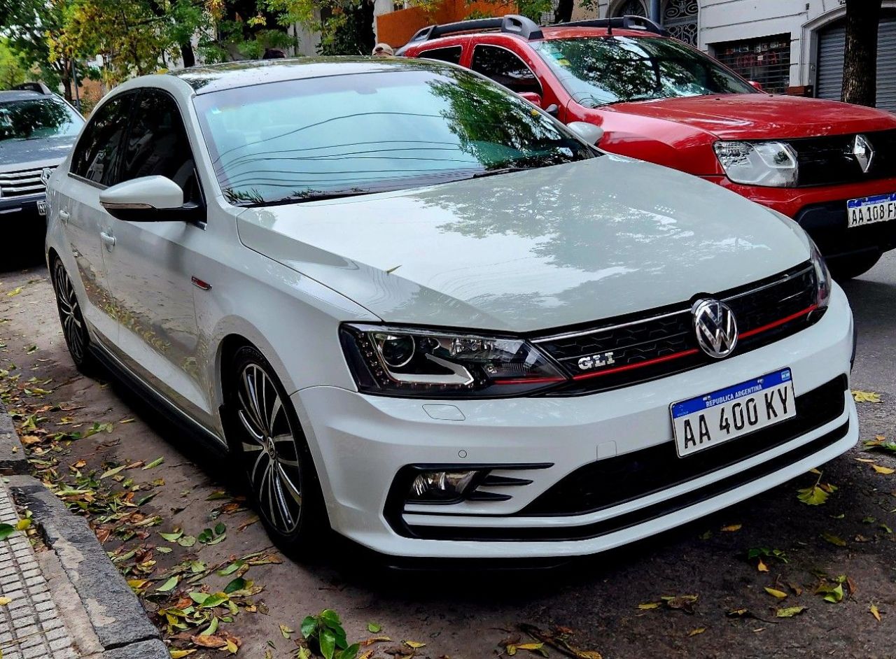 Volkswagen Vento Usado en Buenos Aires, deRuedas