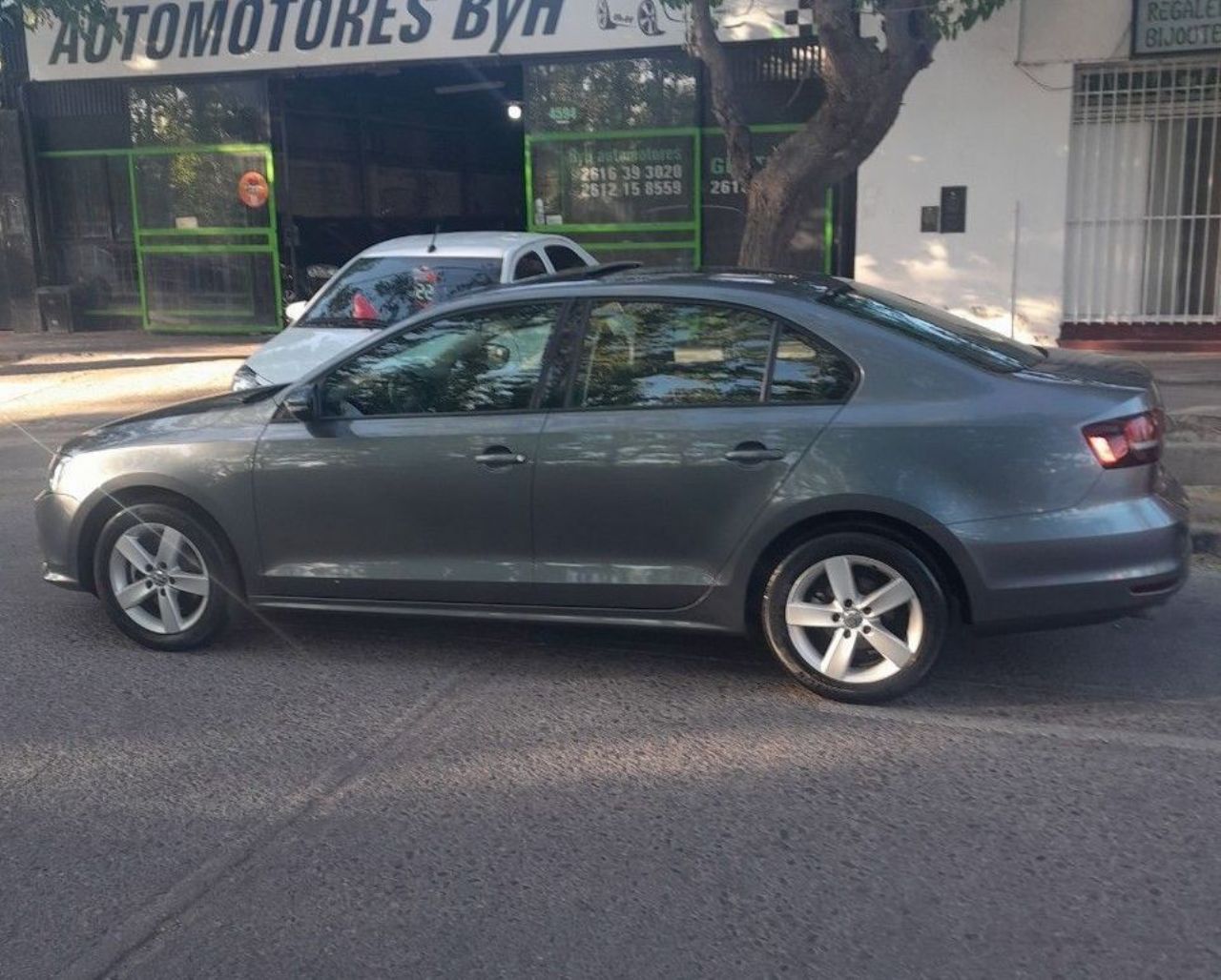Volkswagen Vento Usado en Mendoza, deRuedas