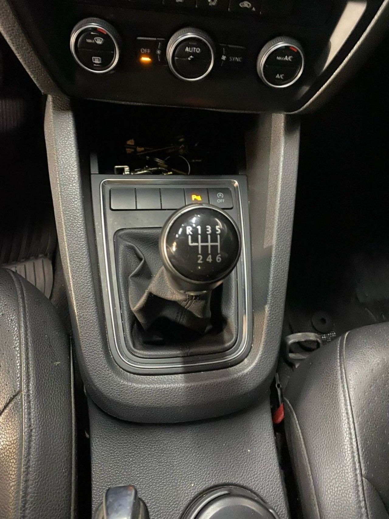 Volkswagen Vento Usado en Córdoba, deRuedas