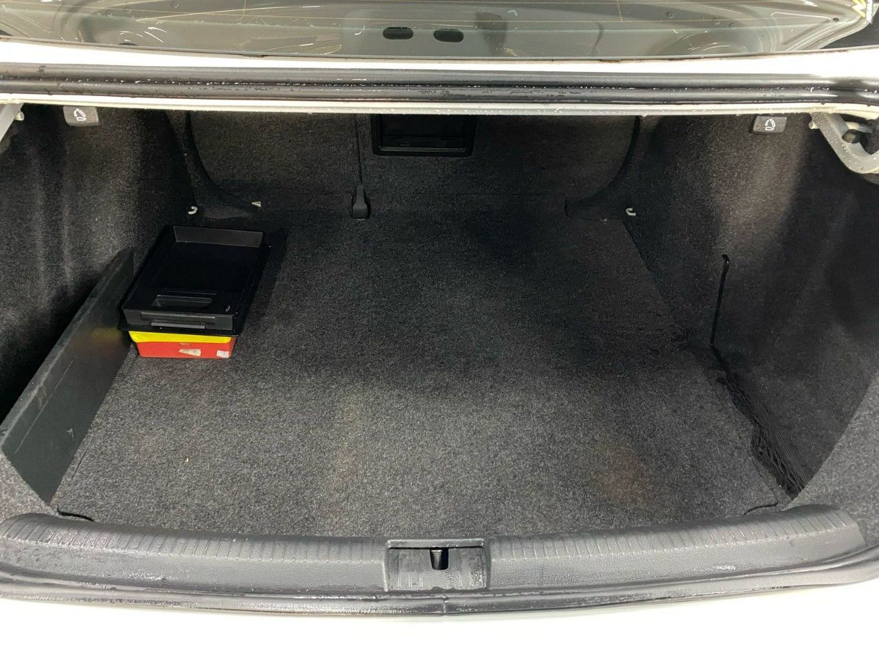 Volkswagen Vento Usado en Córdoba, deRuedas