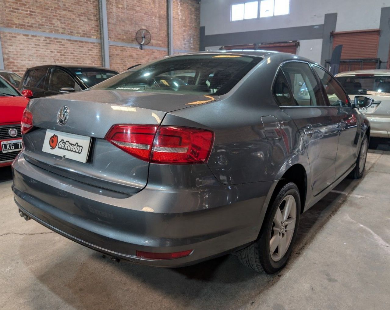 Volkswagen Vento Usado Financiado en Mendoza, deRuedas