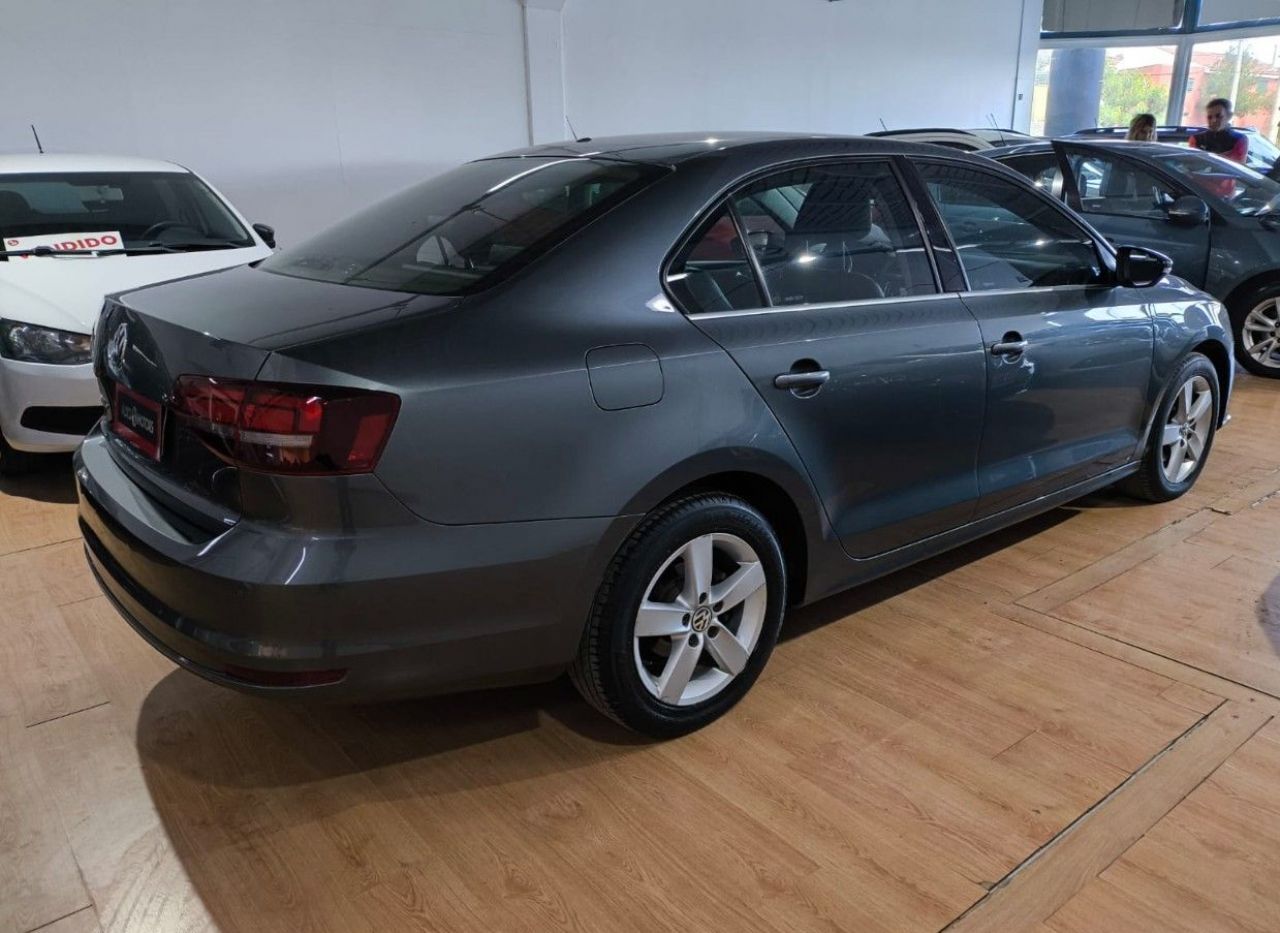 Volkswagen Vento Usado Financiado en Córdoba, deRuedas