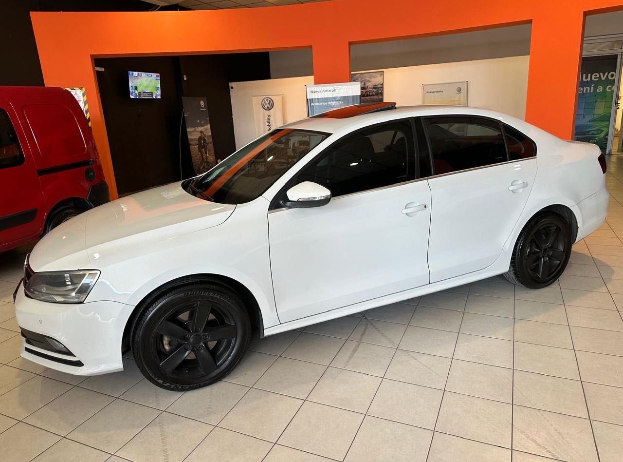 Volkswagen Vento Usado Financiado en Mendoza, deRuedas