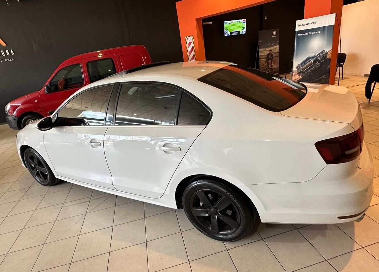 Volkswagen Vento Usado Financiado en Mendoza, deRuedas