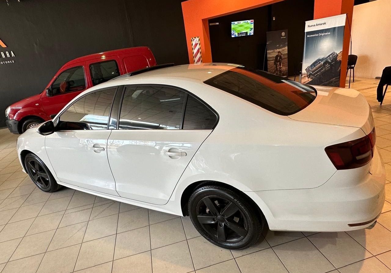 Volkswagen Vento Usado Financiado en Mendoza, deRuedas