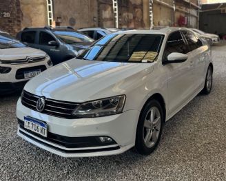 Volkswagen Vento Usado en Córdoba Financiado