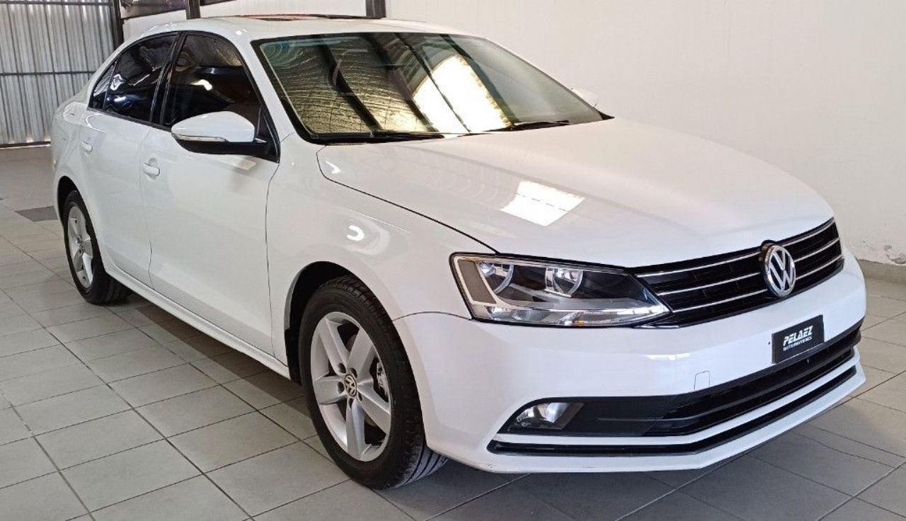 Volkswagen Vento Usado Financiado en Mendoza, deRuedas
