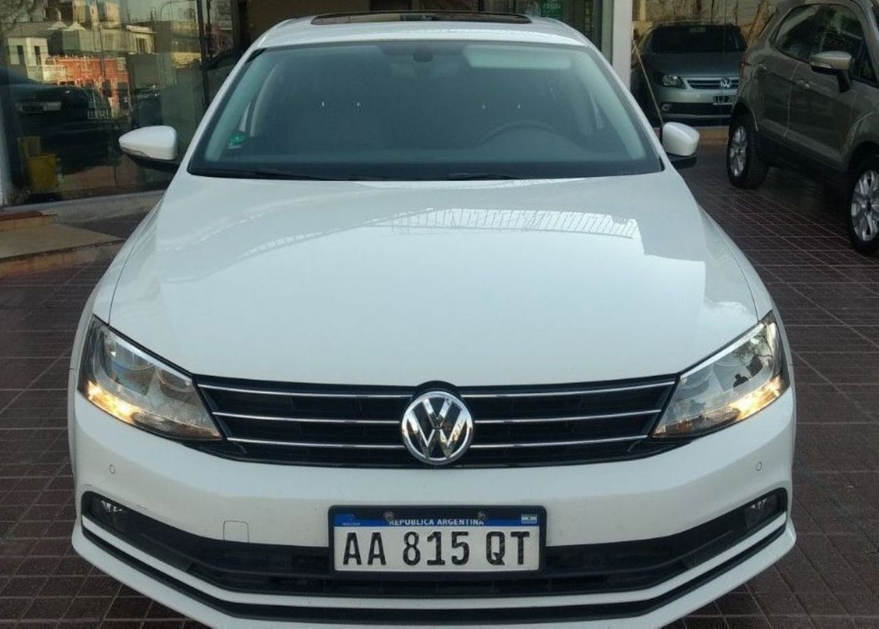 Volkswagen Vento Usado Financiado en Mendoza, deRuedas