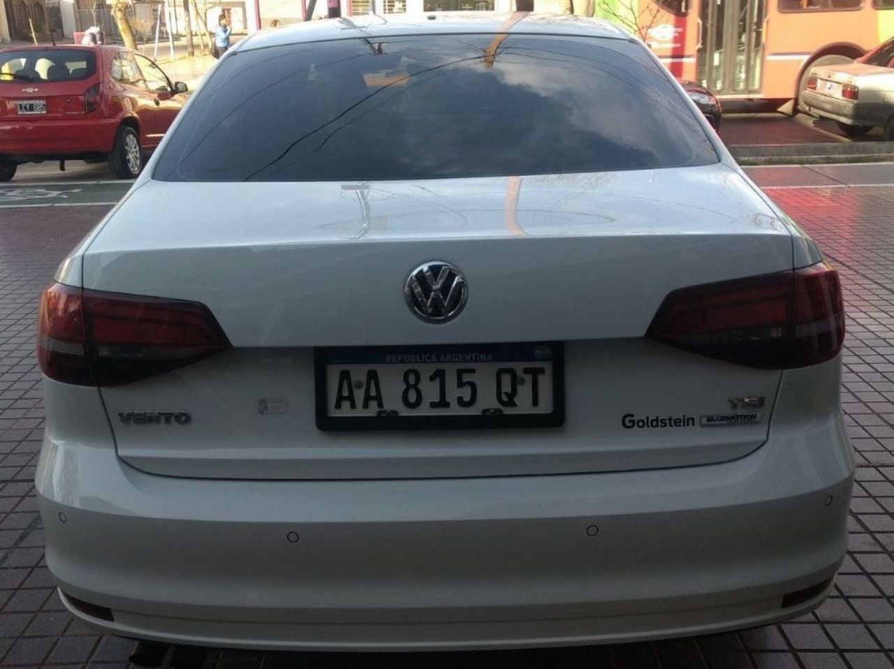 Volkswagen Vento Usado Financiado en Mendoza, deRuedas
