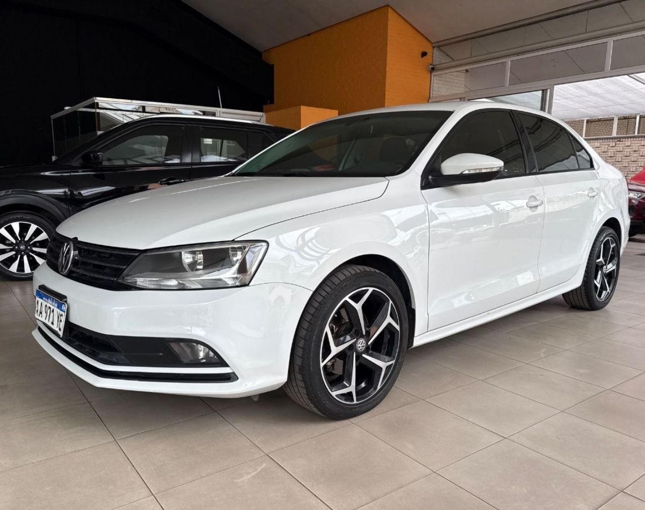 Volkswagen Vento Usado Financiado en Mendoza, deRuedas