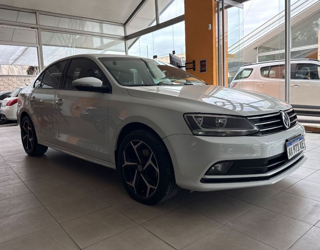 Volkswagen Vento Usado Financiado en Mendoza, deRuedas