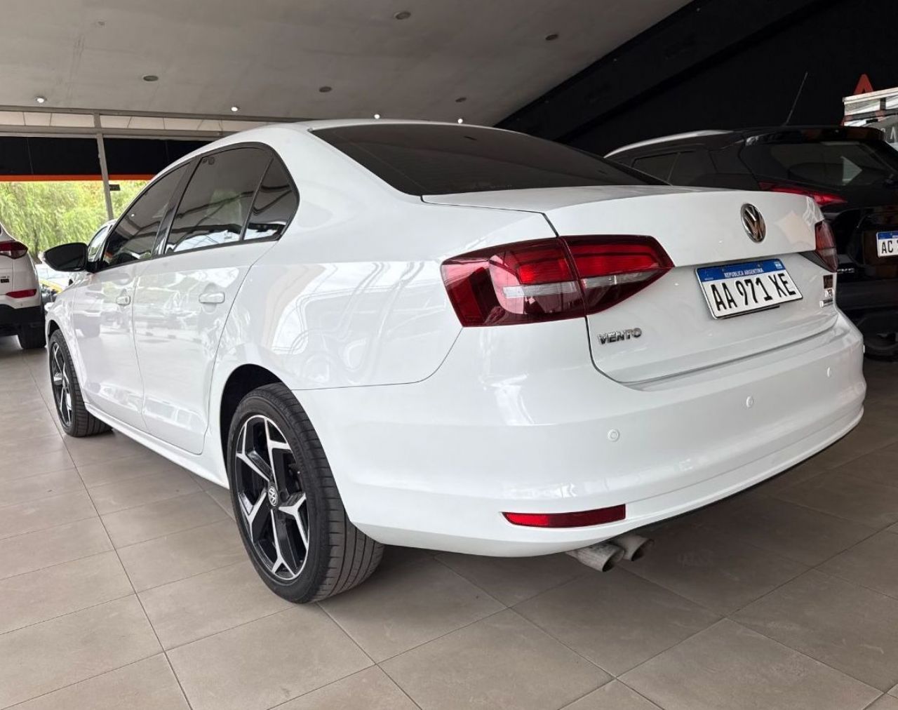 Volkswagen Vento Usado Financiado en Mendoza, deRuedas
