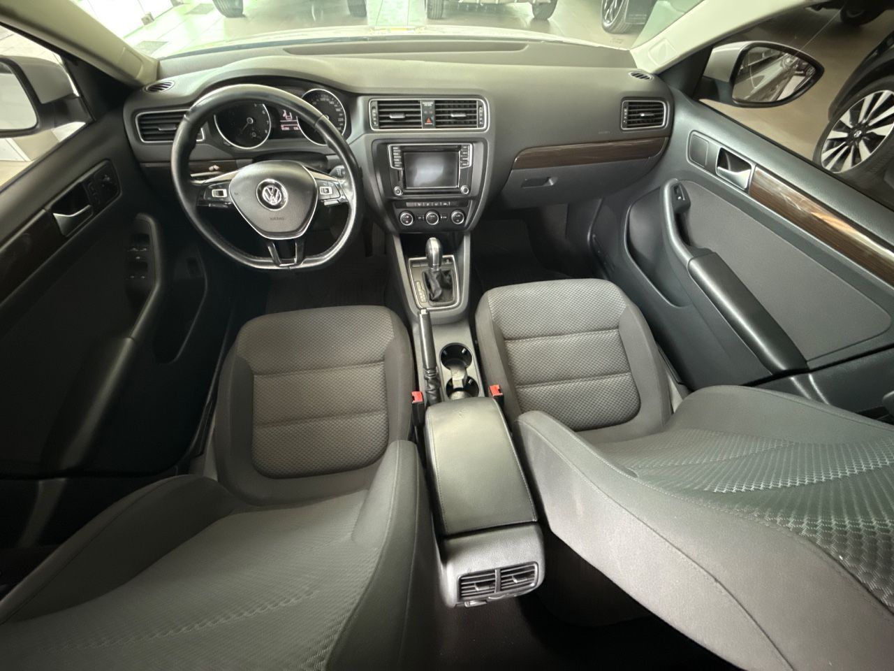 Volkswagen Vento Usado Financiado en Mendoza, deRuedas