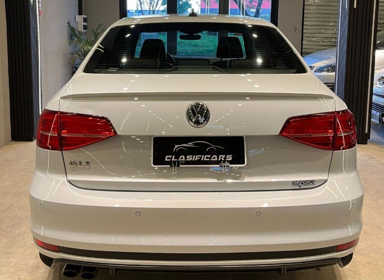 Volkswagen Vento Usado en Buenos Aires, deRuedas