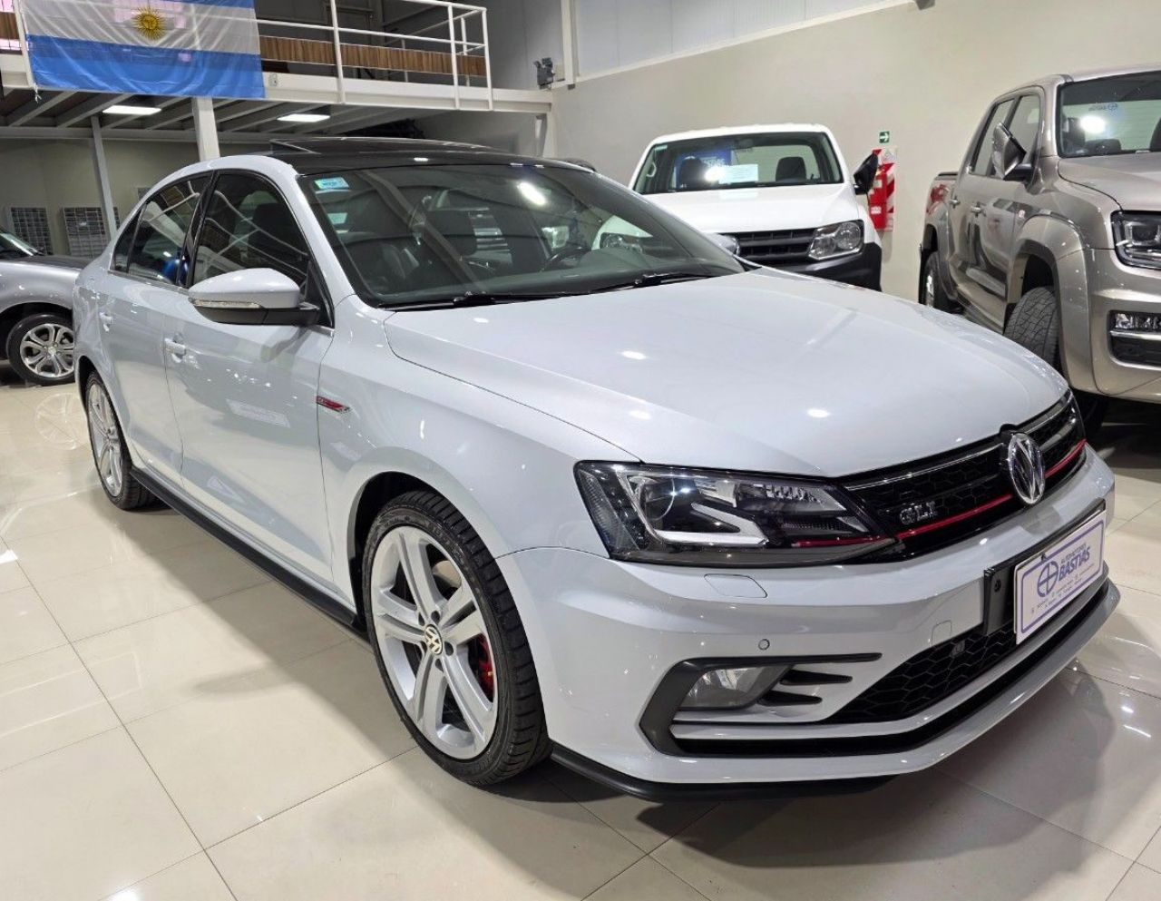 Volkswagen Vento Usado Financiado en Mendoza, deRuedas